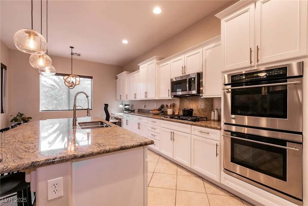 3920 Eiderdown, North Las Vegas, NV 89084