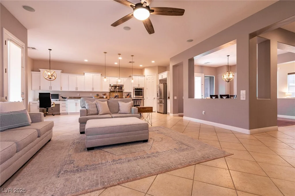 3920 Eiderdown, North Las Vegas, NV 89084