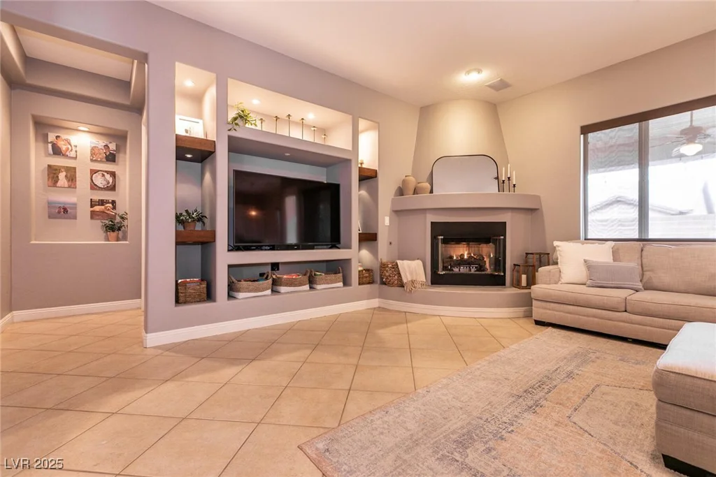 3920 Eiderdown, North Las Vegas, NV 89084