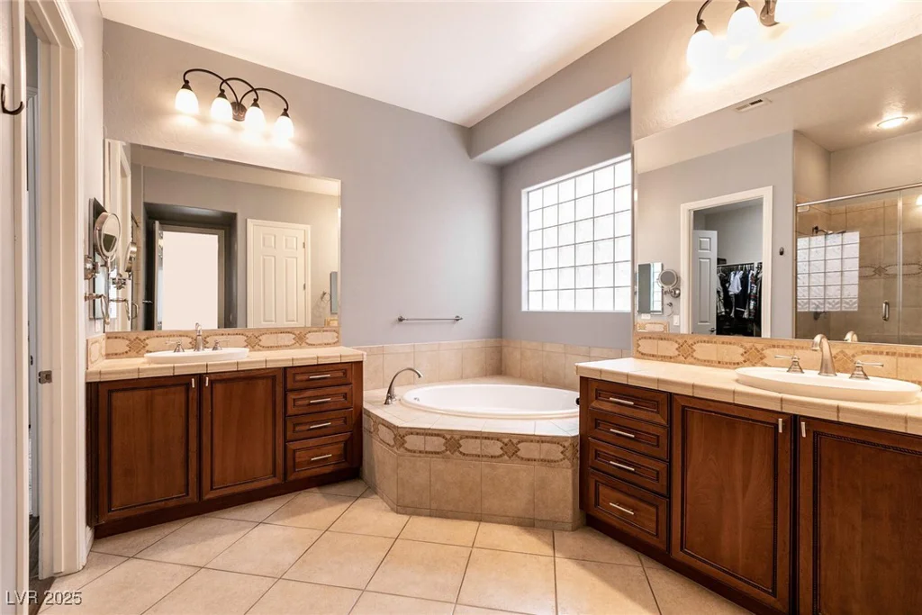 3920 Eiderdown, North Las Vegas, NV 89084