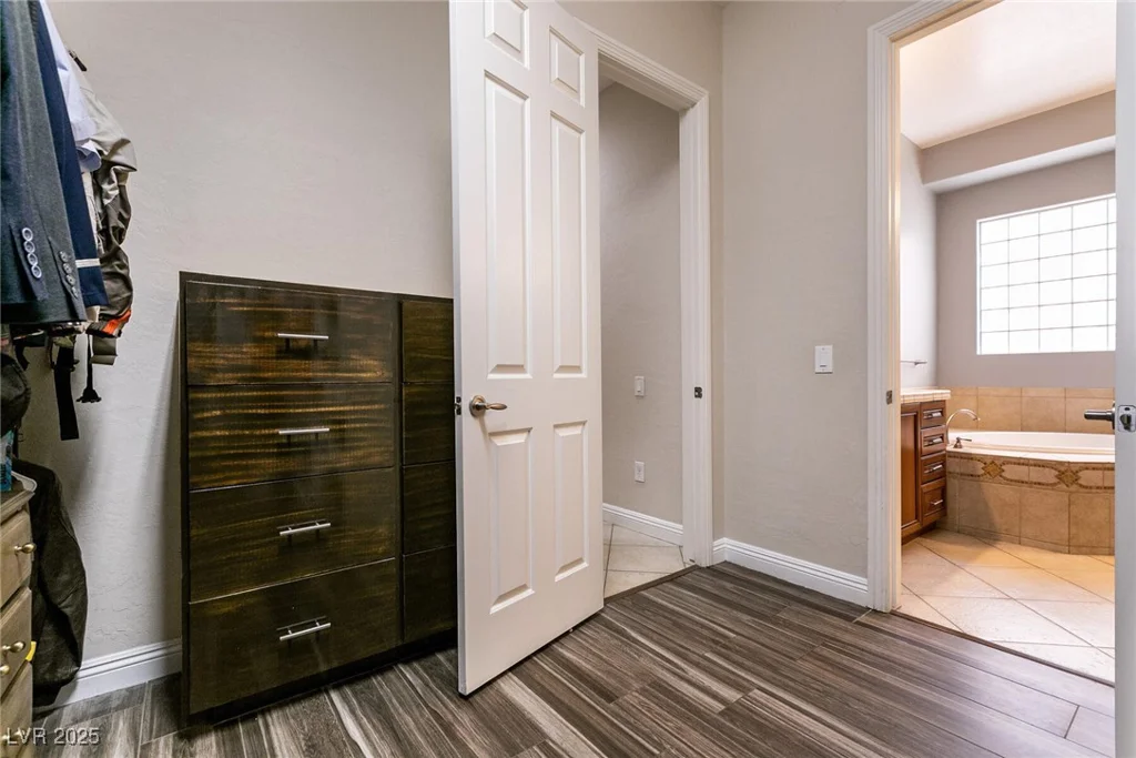 3920 Eiderdown, North Las Vegas, NV 89084