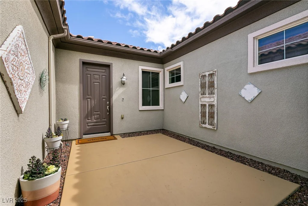 3920 Eiderdown, North Las Vegas, NV 89084