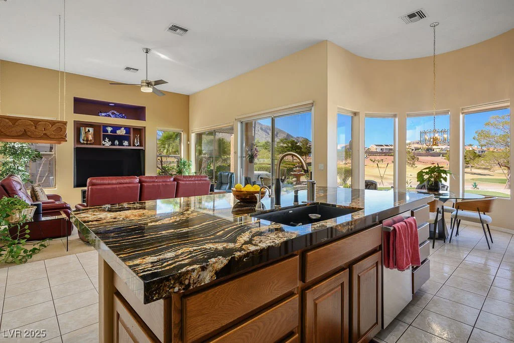 10524 Longwood, Las Vegas, NV 89134