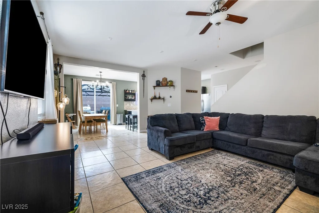 6745 Jackson Junction, Las Vegas, NV 89149