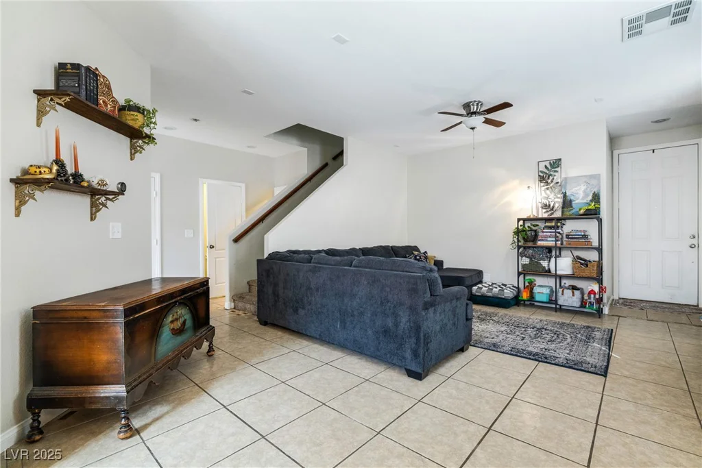 6745 Jackson Junction, Las Vegas, NV 89149
