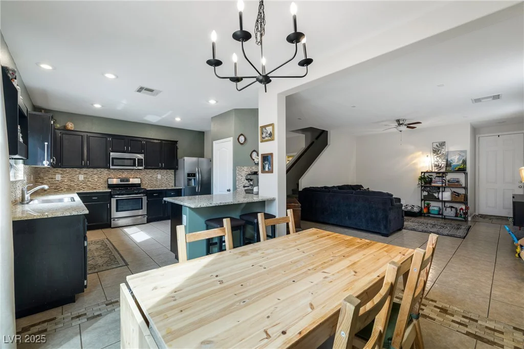 6745 Jackson Junction, Las Vegas, NV 89149