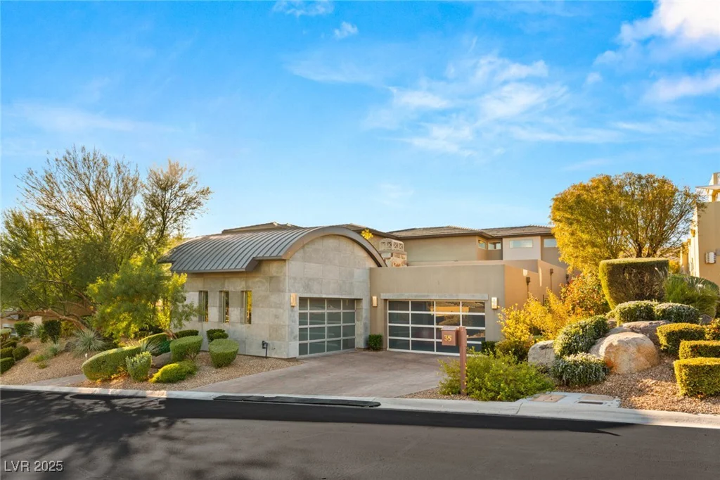 35 Midnight Ridge, Las Vegas, NV 89135