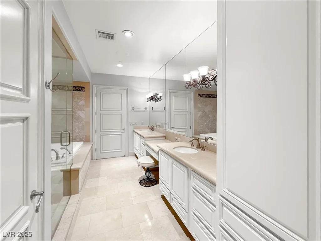 9101 Alta, Las Vegas, NV 89145