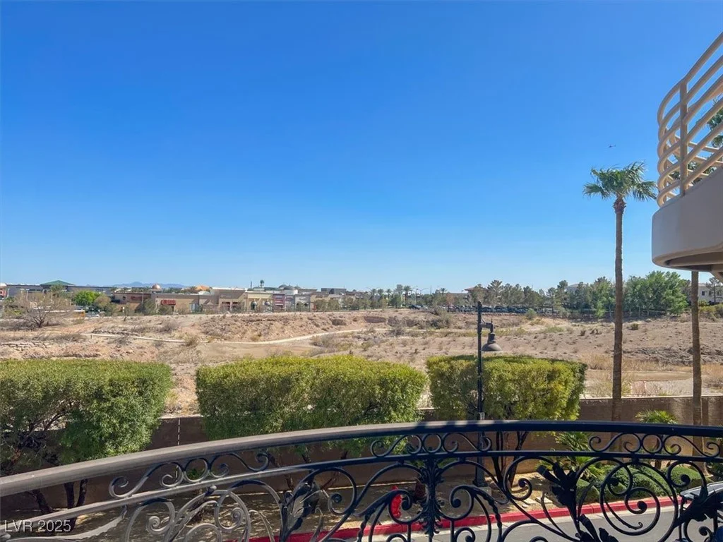 9101 Alta, Las Vegas, NV 89145