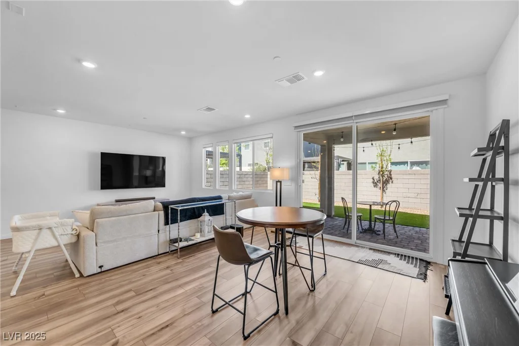 10214 Natural Anchor, Las Vegas, NV 89166