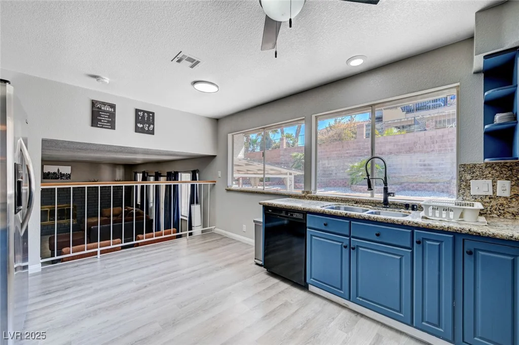 5049 Hibbetts, Las Vegas, NV 89103