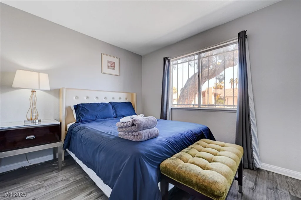 5049 Hibbetts, Las Vegas, NV 89103