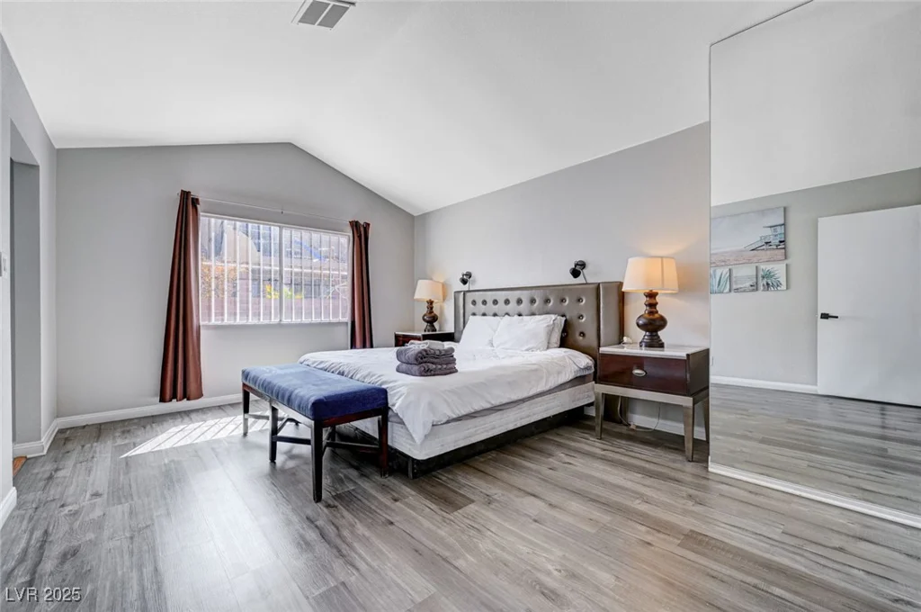 5049 Hibbetts, Las Vegas, NV 89103