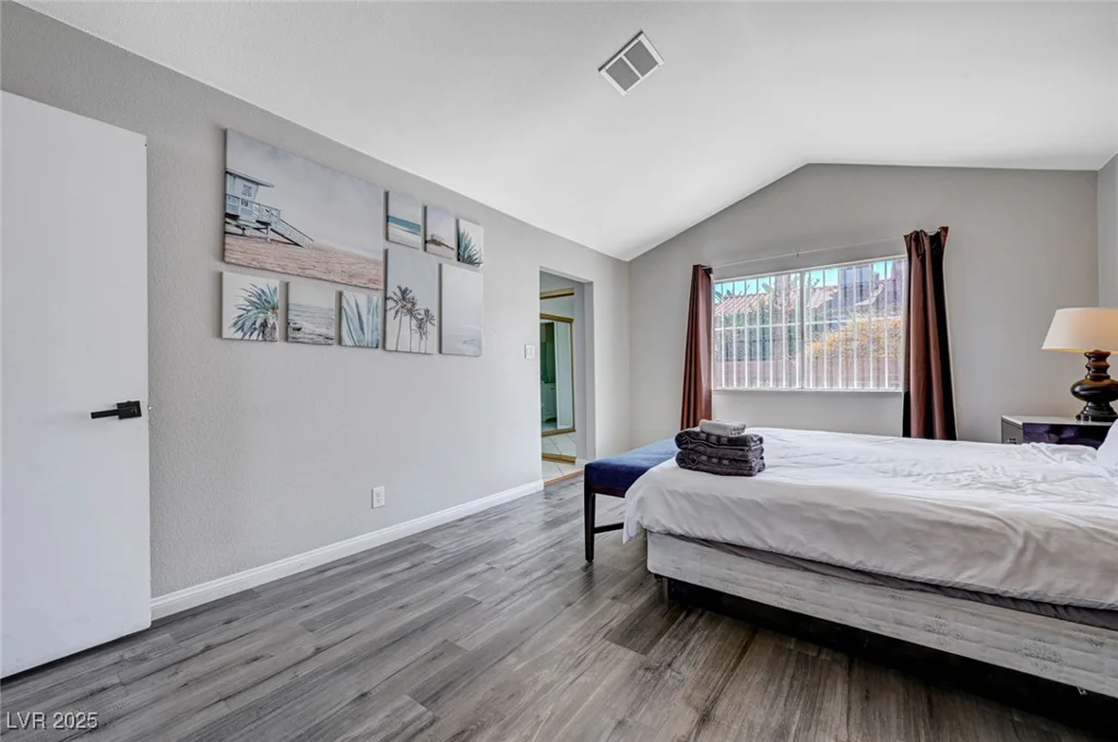 5049 Hibbetts, Las Vegas, NV 89103