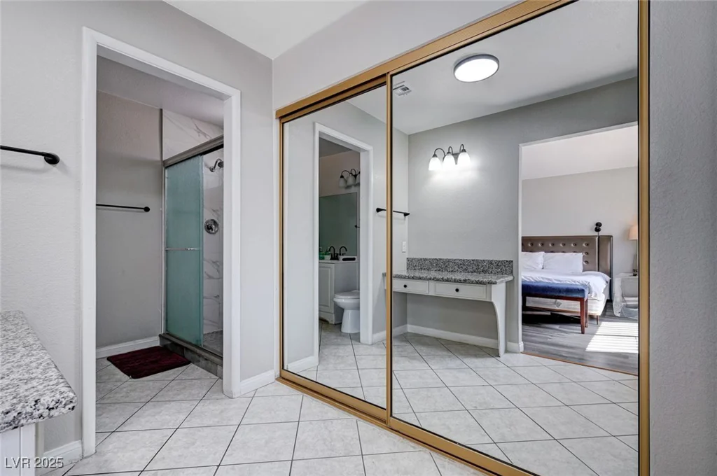 5049 Hibbetts, Las Vegas, NV 89103