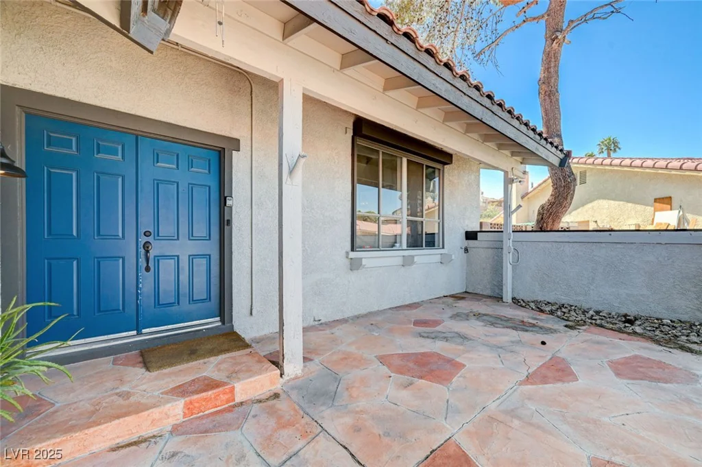 5049 Hibbetts, Las Vegas, NV 89103