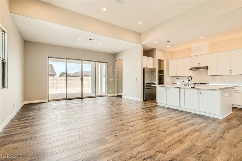 728 Omaggio, Henderson, NV 89011