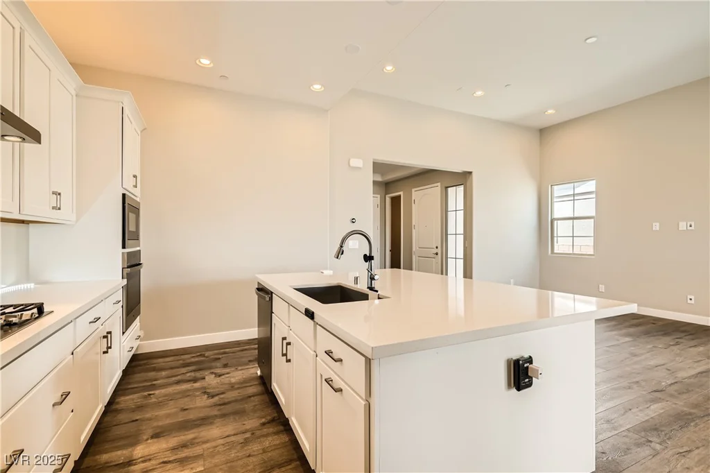 728 Omaggio, Henderson, NV 89011