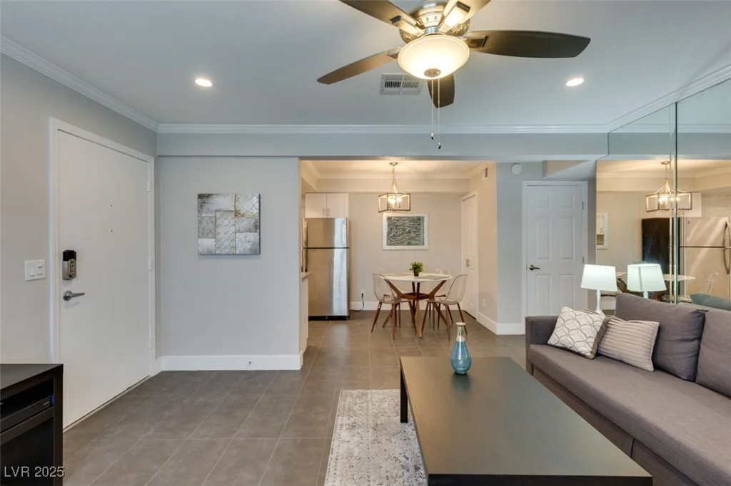 1701 Katie, Las Vegas, NV 89119