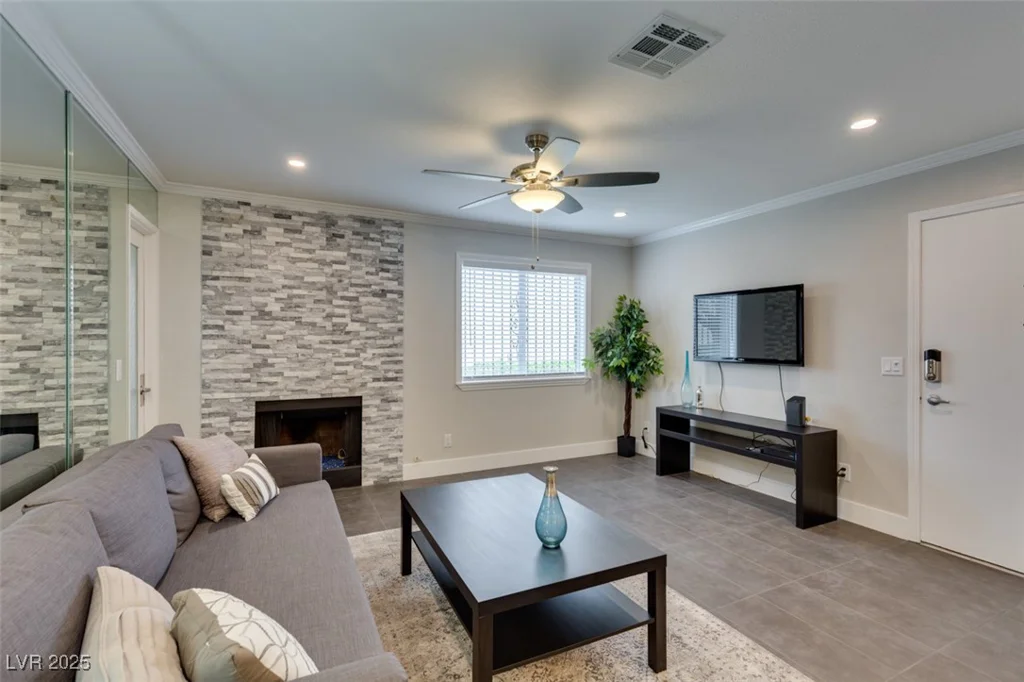 1701 Katie, Las Vegas, NV 89119