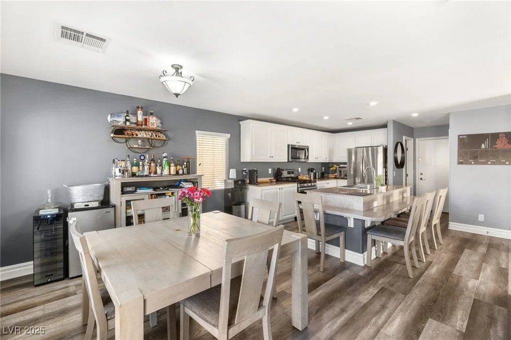 232 Dog Leg, Las Vegas, NV 89148