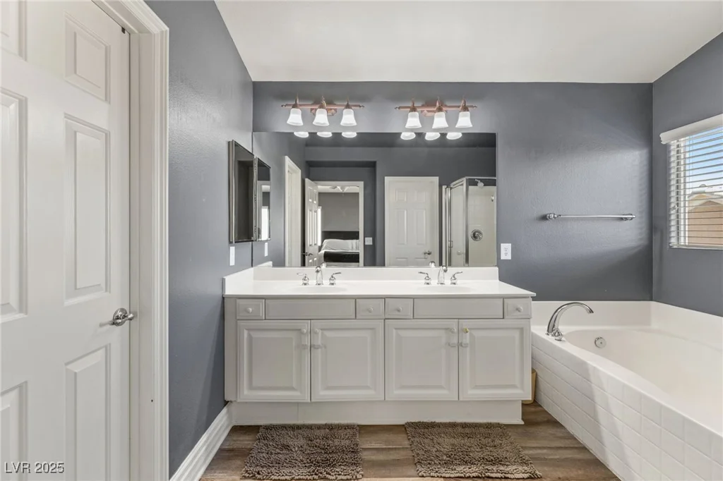 232 Dog Leg, Las Vegas, NV 89148
