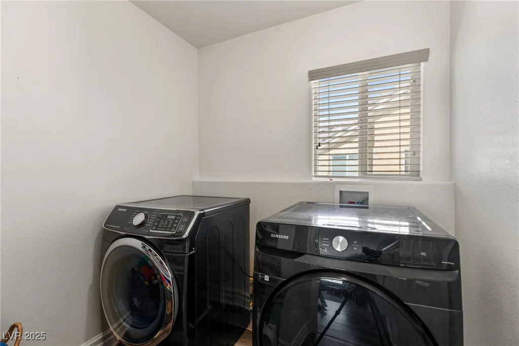 232 Dog Leg, Las Vegas, NV 89148