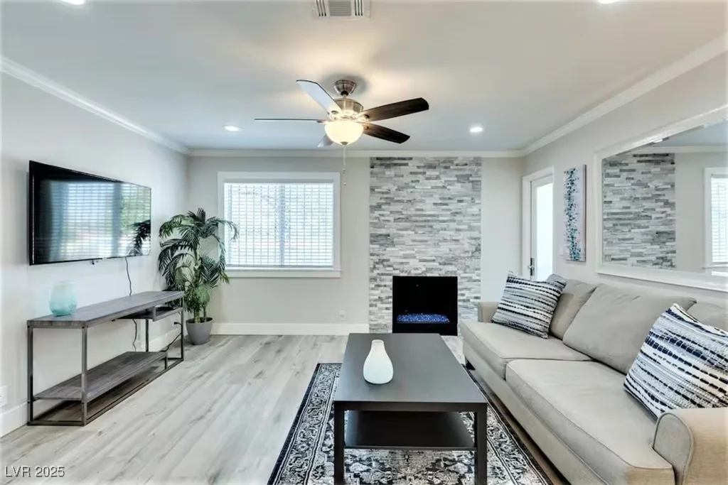 1701 Katie, Las Vegas, NV 89119
