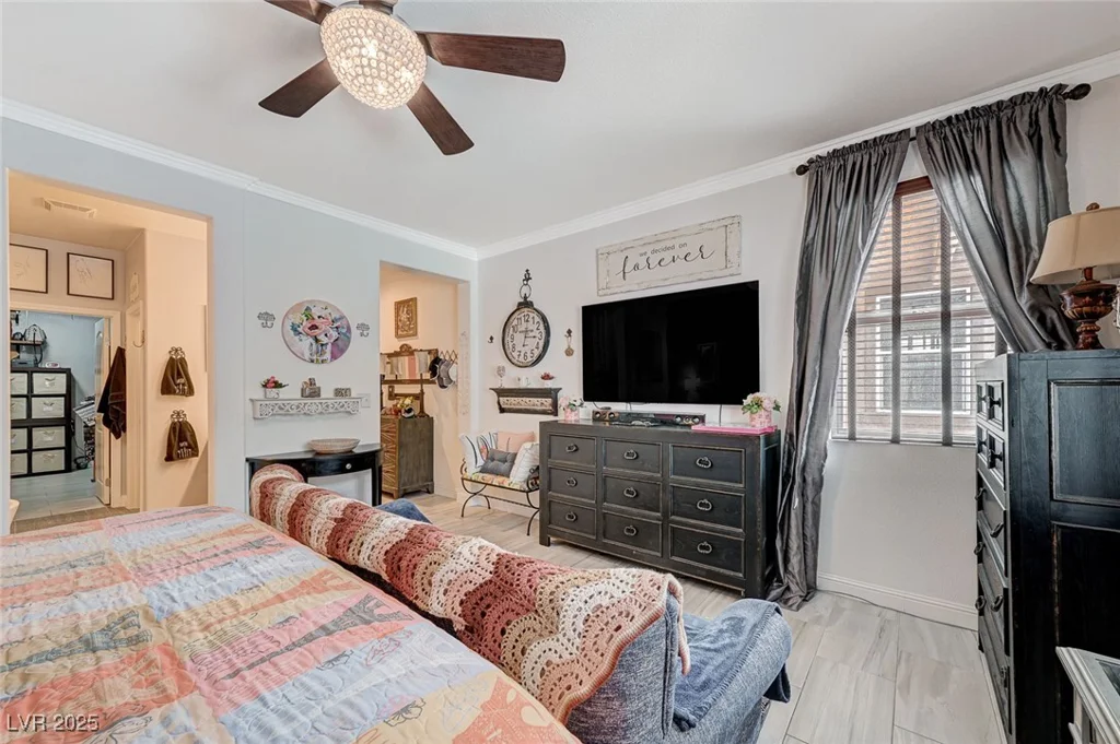 6929 Benson Ferry, Las Vegas, NV 89149