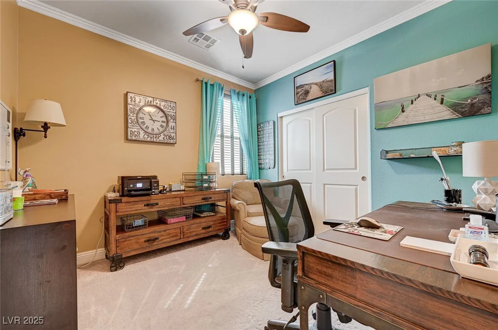 6929 Benson Ferry, Las Vegas, NV 89149