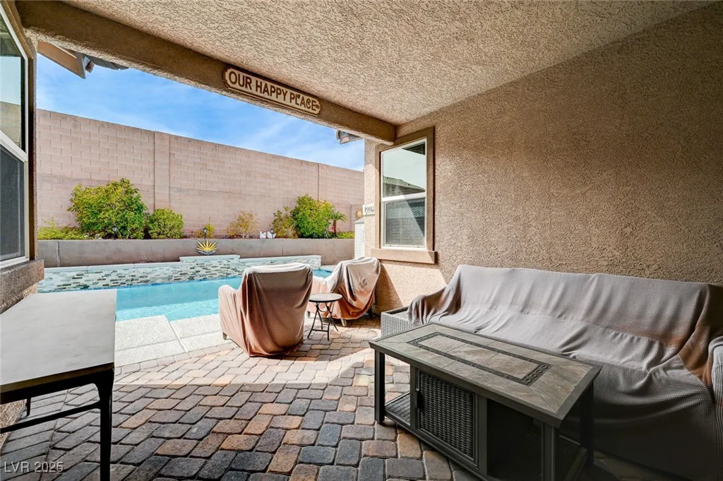 6929 Benson Ferry, Las Vegas, NV 89149