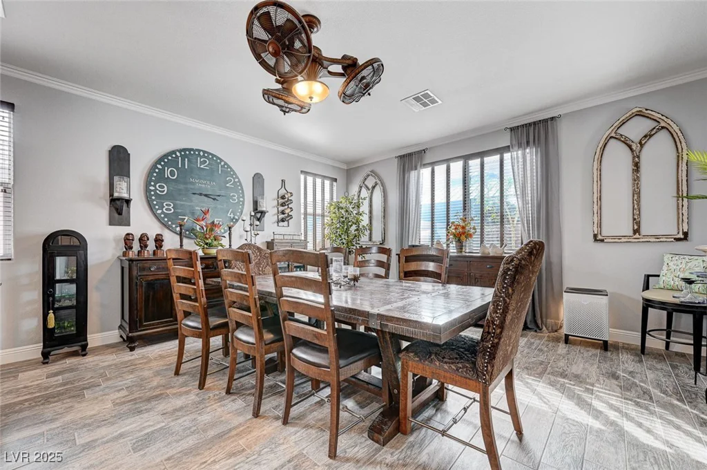 6929 Benson Ferry, Las Vegas, NV 89149