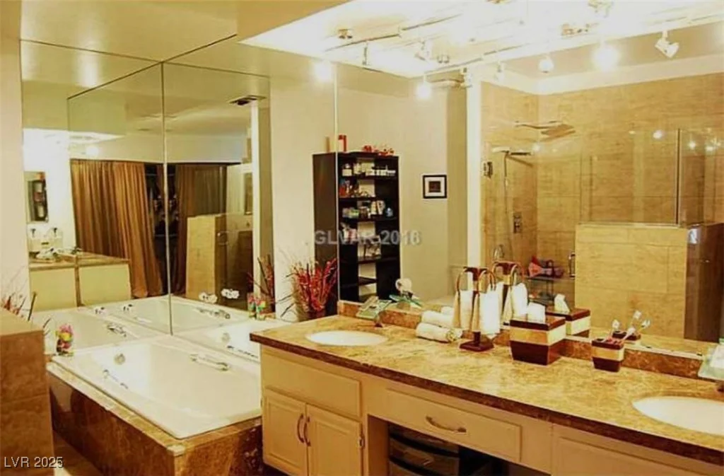 2569 Malabar, Las Vegas, NV 89121