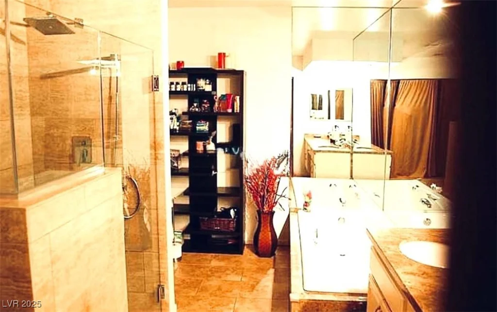 2569 Malabar, Las Vegas, NV 89121