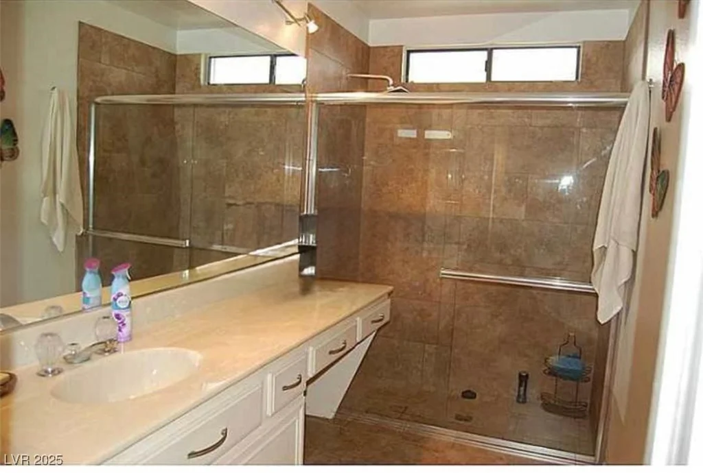 2569 Malabar, Las Vegas, NV 89121