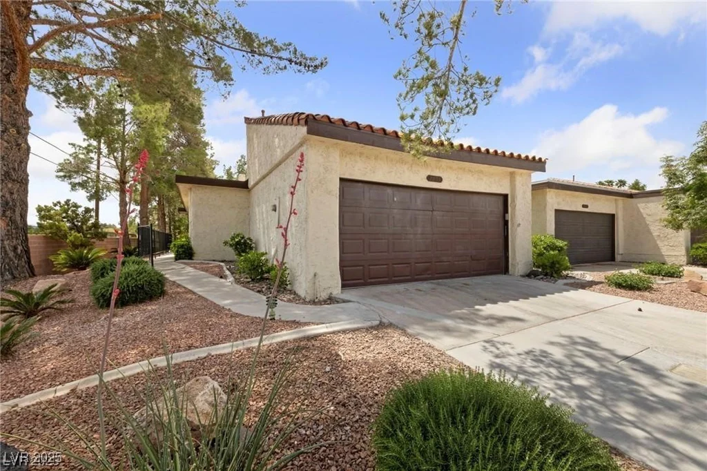 2569 Malabar, Las Vegas, NV 89121