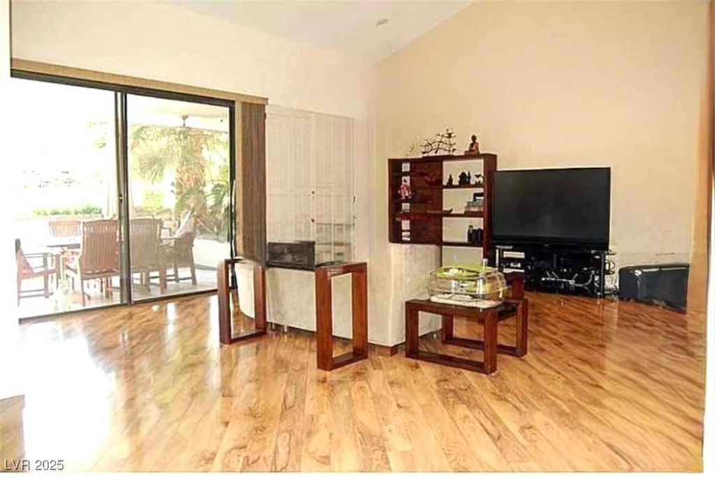 2569 Malabar, Las Vegas, NV 89121