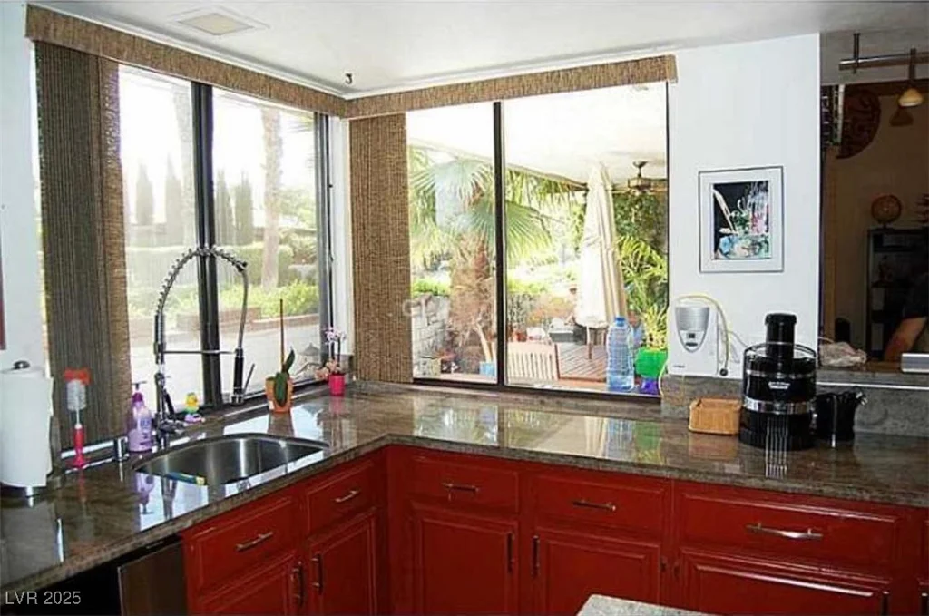 2569 Malabar, Las Vegas, NV 89121