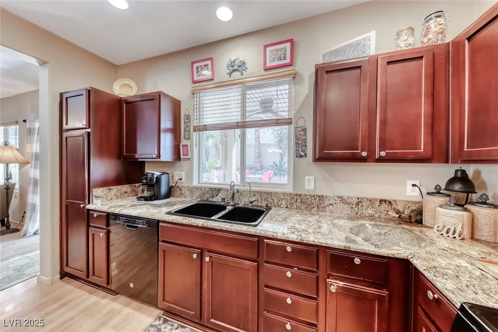 2853 Blythswood, Henderson, NV 89044