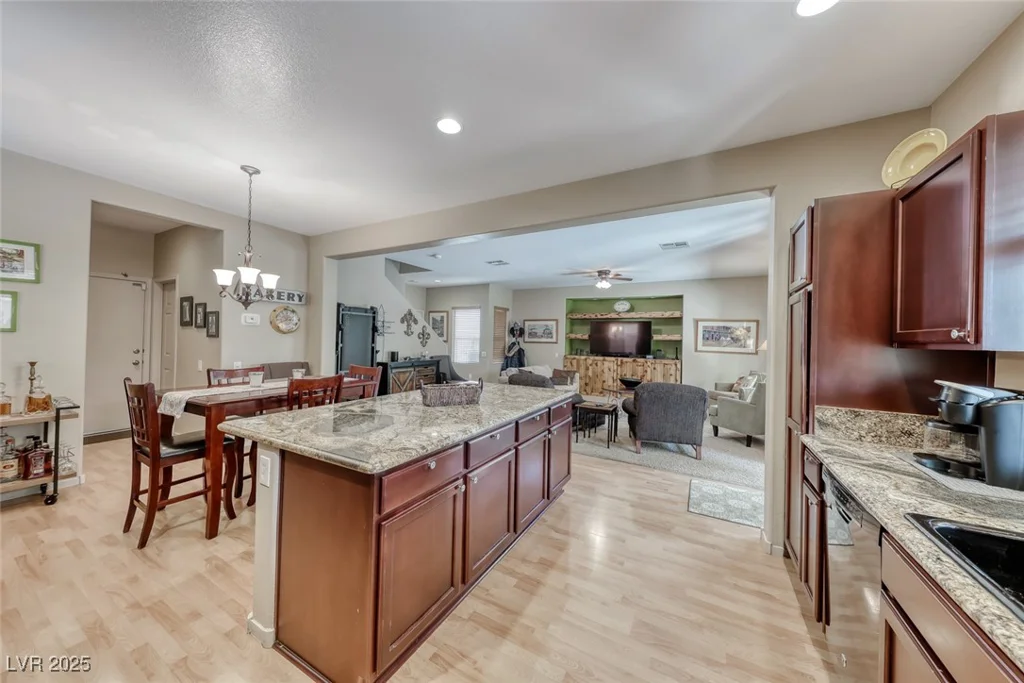 2853 Blythswood, Henderson, NV 89044