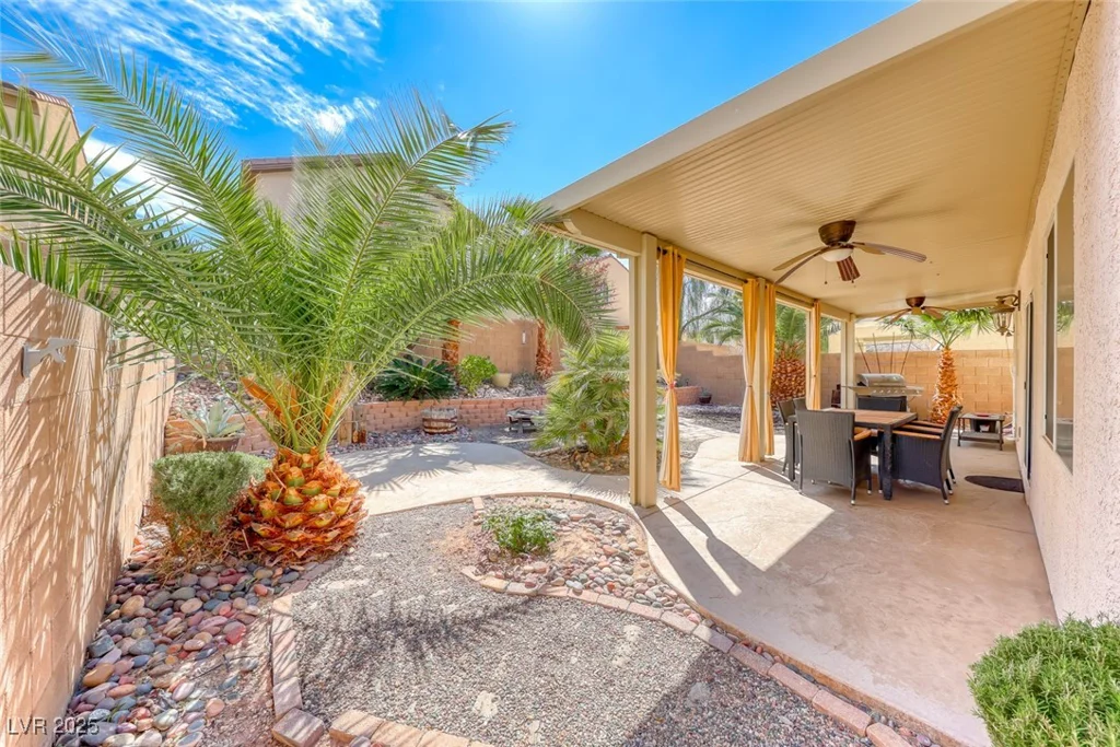2853 Blythswood, Henderson, NV 89044