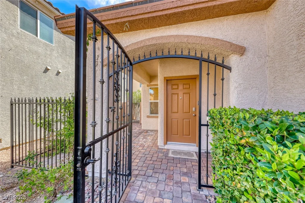 2853 Blythswood, Henderson, NV 89044