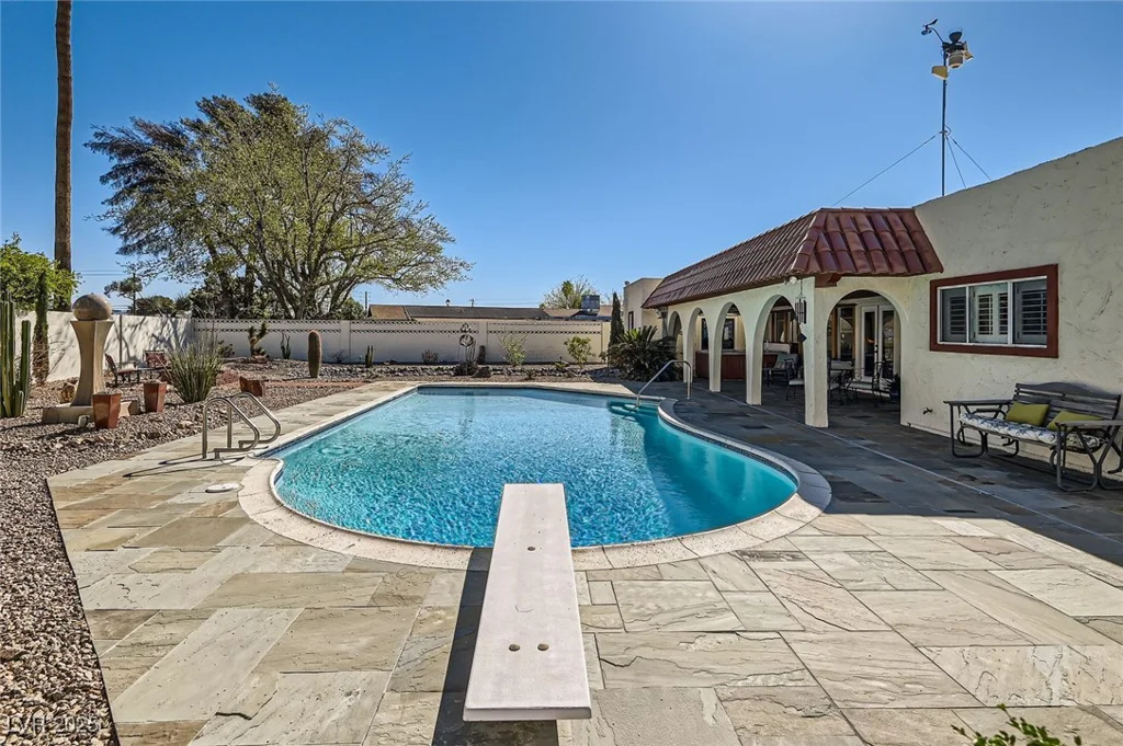 3788 Forestcrest, Las Vegas, NV 89121