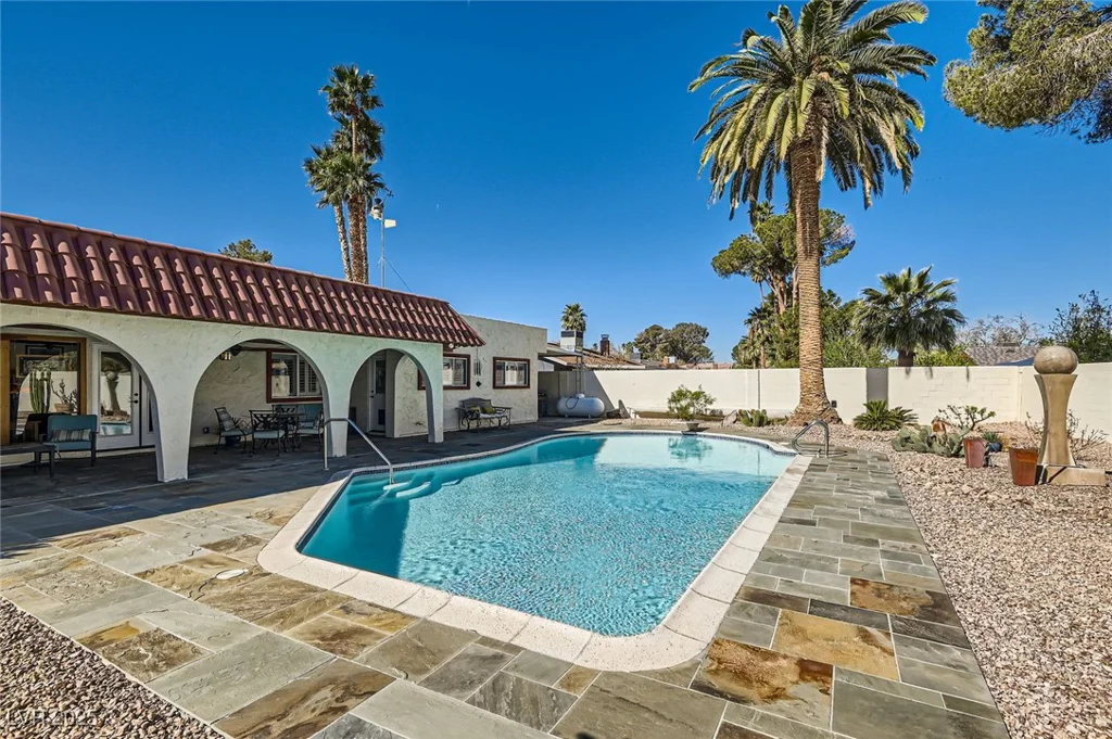 3788 Forestcrest, Las Vegas, NV 89121