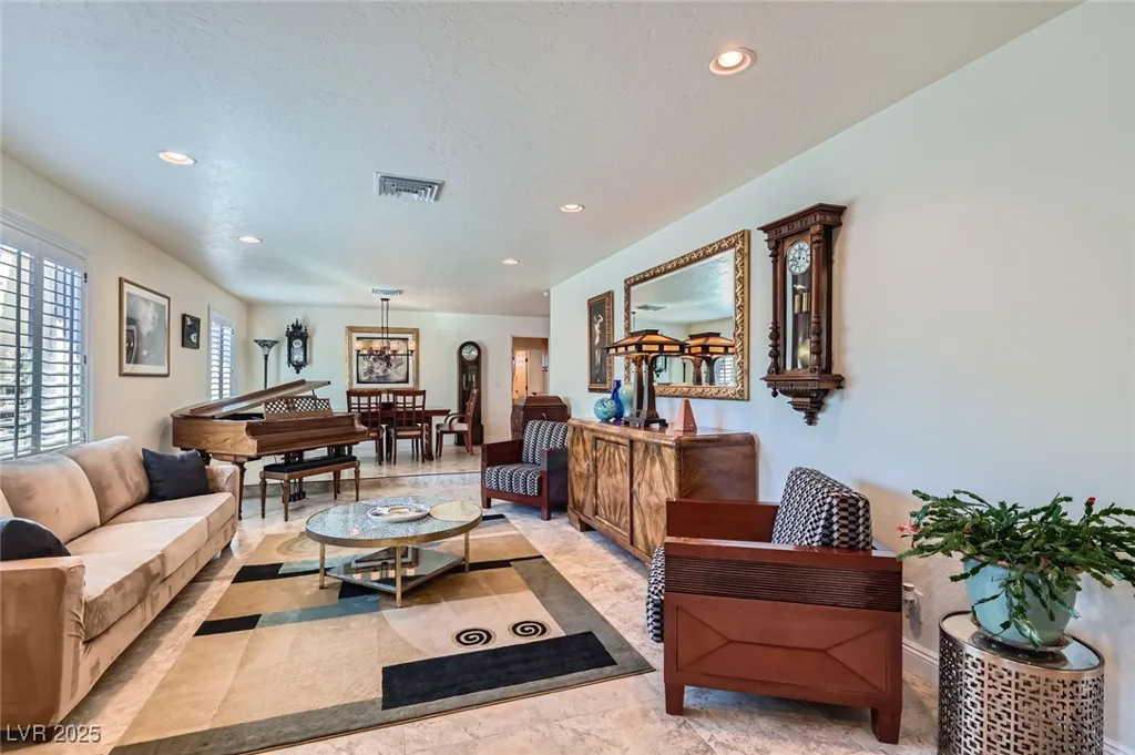 3788 Forestcrest, Las Vegas, NV 89121