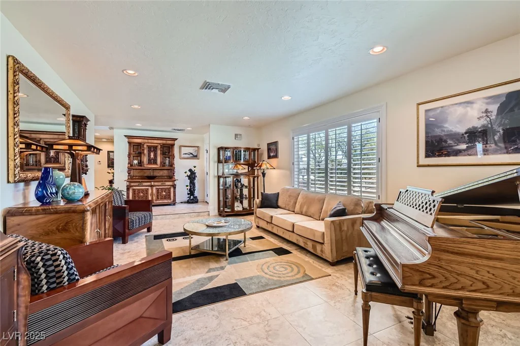 3788 Forestcrest, Las Vegas, NV 89121
