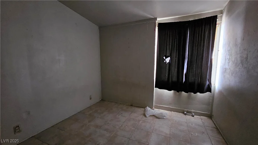 2125 Flower, North Las Vegas, NV 89030