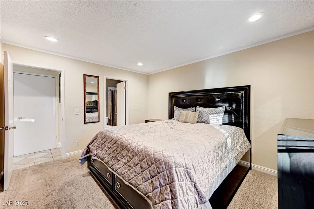 7341 Girard, Las Vegas, NV 89147