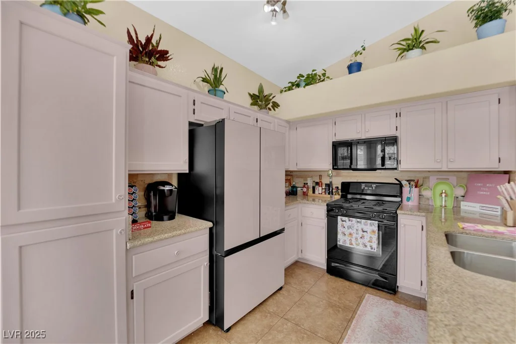 7845 Scammons Bay, Las Vegas, NV 89129