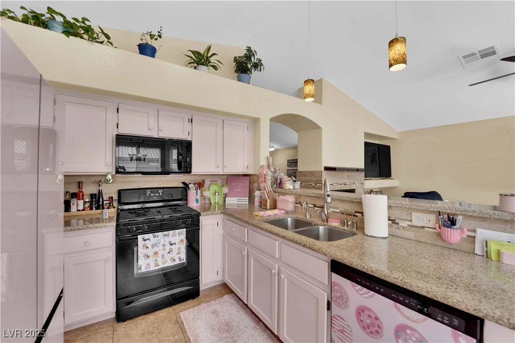 7845 Scammons Bay, Las Vegas, NV 89129